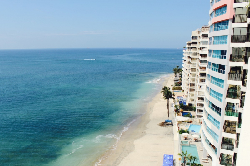 chambre-hote-MOULINET-min_beach_ocean_shore_hotel_palm_tree-33726